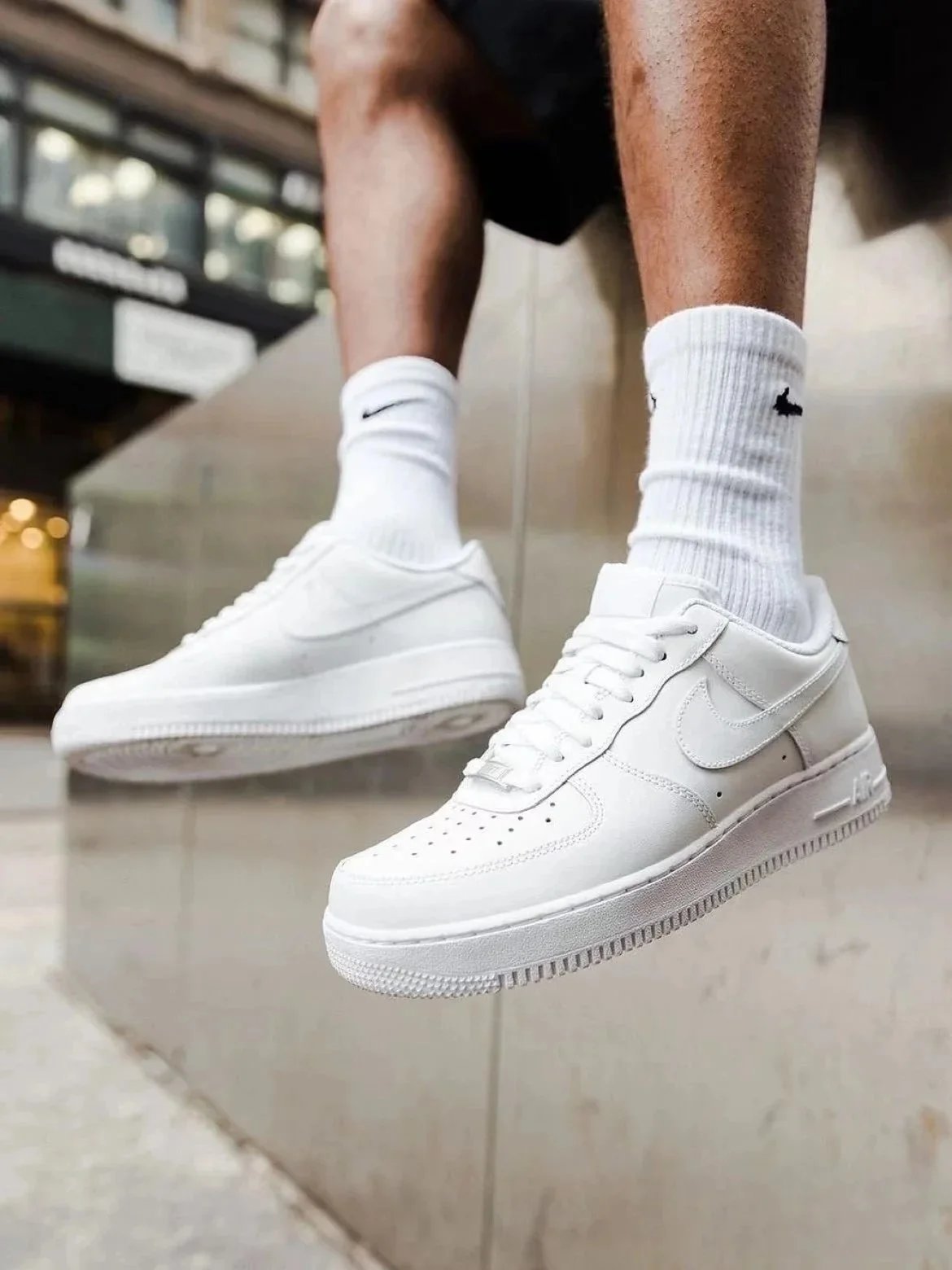 Nike Air Force 1 '07 Classic Leather Sneakers White