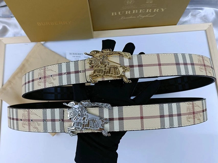 Burberry TB Monogram Reversible Belt Classic Check Leather Accessory Beige and Brown — product photo 2